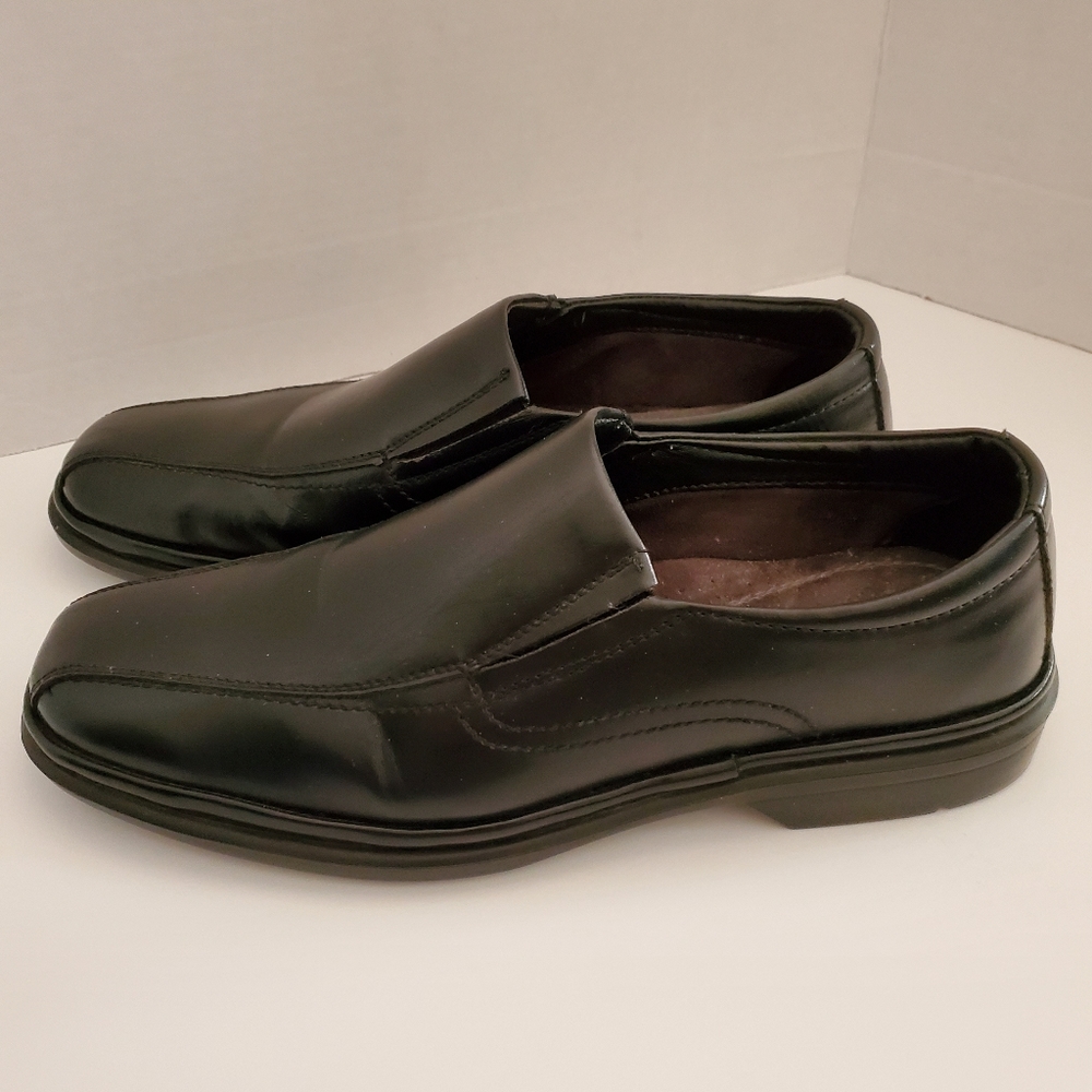 Men's Dress Shoes size 11M